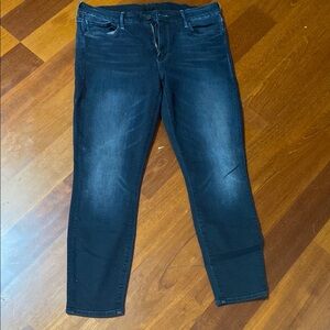 MOTHER DENIM Looker Crop